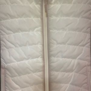 North Face jacket. New with no tags.